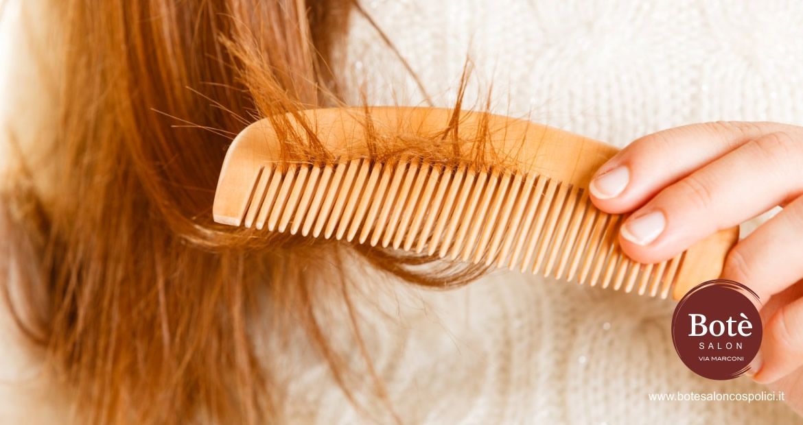 Clicca per leggere tutto l'articolo: La tua guida completa per prevenire la rottura dei capelli